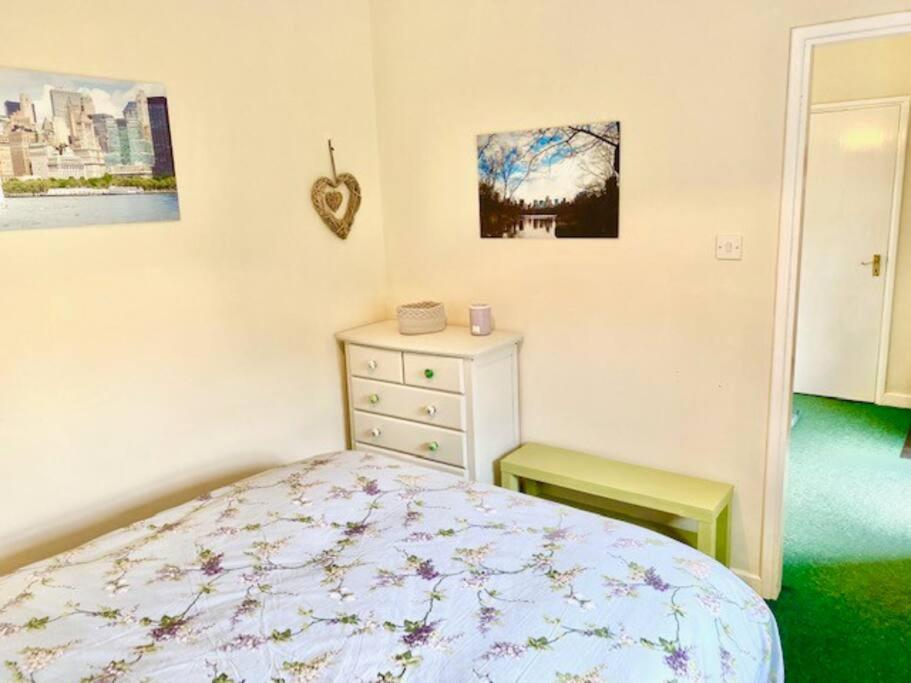 Cosy 2 Bed Cottage Next To Fota Wildlife Park コーク エクステリア 写真